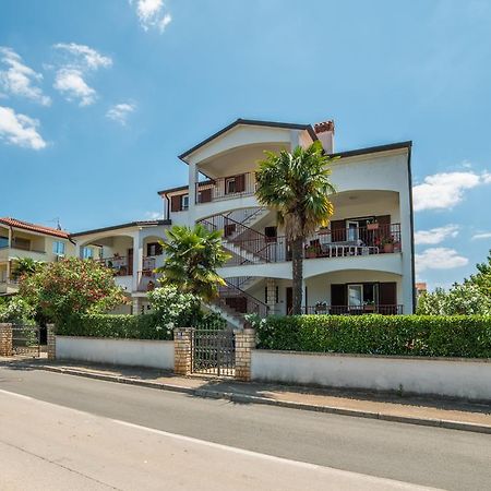 Guest House Marica Ровинь Экстерьер фото