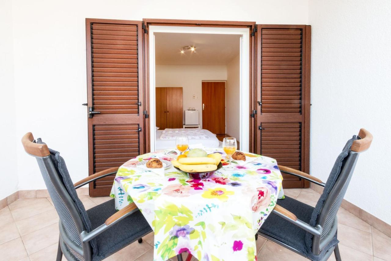 Guest House Marica Ровинь Экстерьер фото