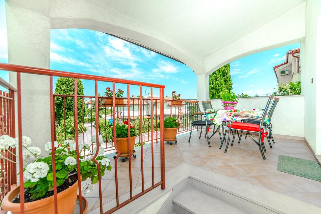 Guest House Marica Ровинь Экстерьер фото